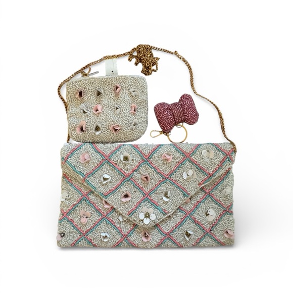 Handbags - Elegant Beaded Clutch Set - Cream and Pink